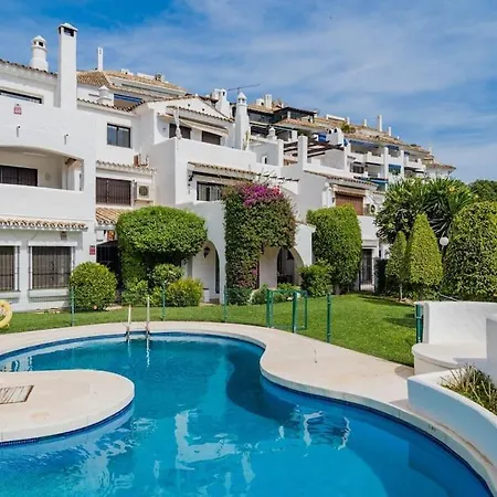 Marina Puerto Banus By Hostlovers