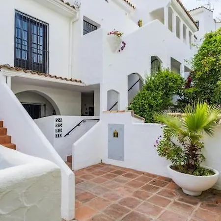 Marina Puerto Banus By Hostlovers Apartment